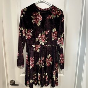 Altar’d state velvet long sleeve dress